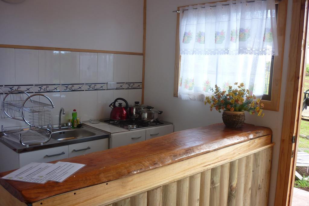 Cabanas Henua Iti Hanga Roa Quarto foto
